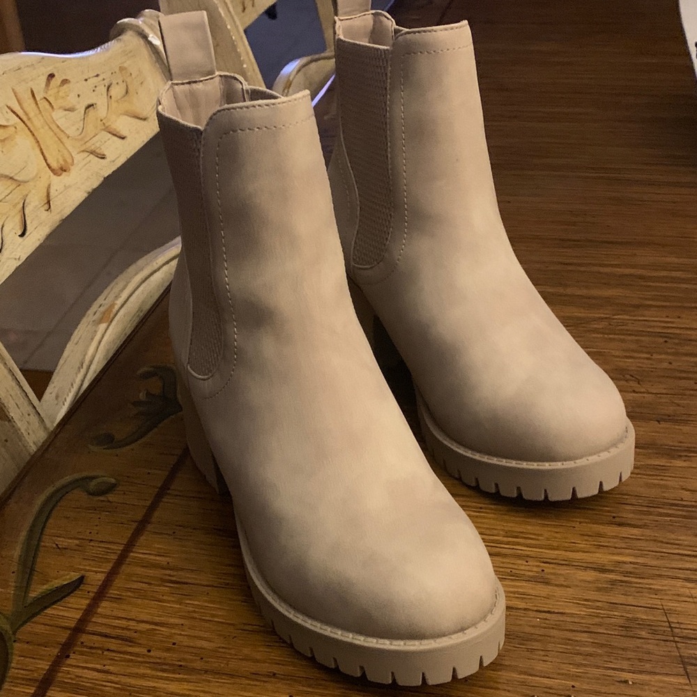MIA Cream Ankle Booties